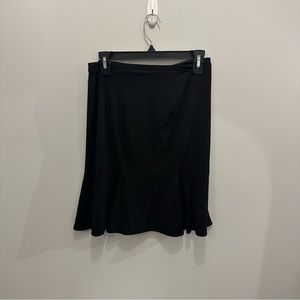 Gap Solid Black Stretch Skirt. Women’s Small.